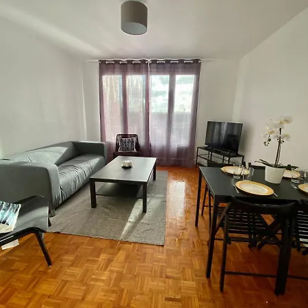 Apartment Appt T4 Proche Du Centre - De - 045