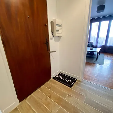 Apartment Appt T4 Proche Du Centre - De - 045