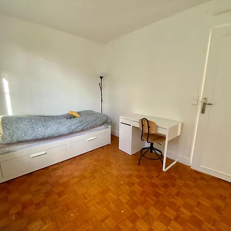 Apartment Appt T4 Proche Du Centre - De - 045 *