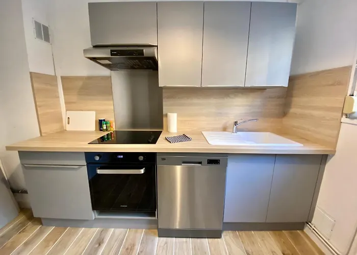 アパート Appt T4 Proche Du Centre - De - 045 *