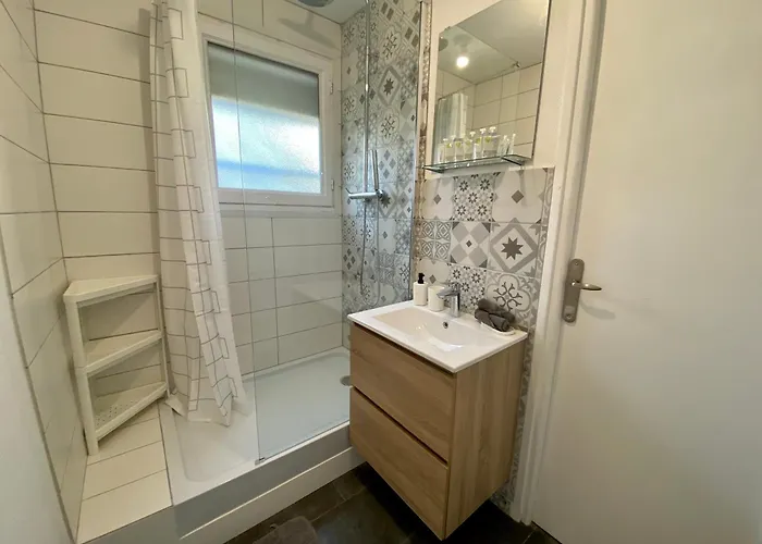 Apartment Appt T4 Proche Du Centre - De - 045