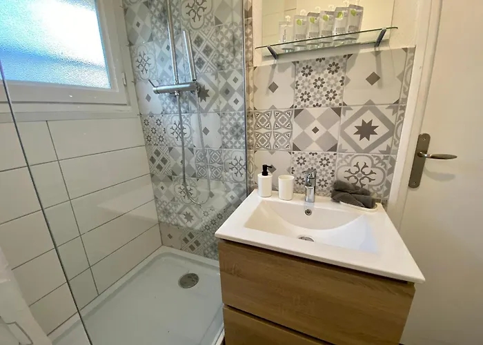 アパート Appt T4 Proche Du Centre - De - 045 *